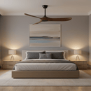 Ventilador de teto com pás de madeira curvadas