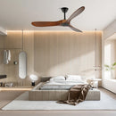 Ventilador de teto com pás de madeira curvadas